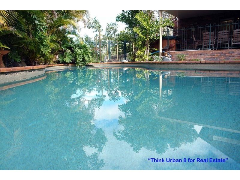 15 Mazzard Street, Bellbowrie QLD 4070